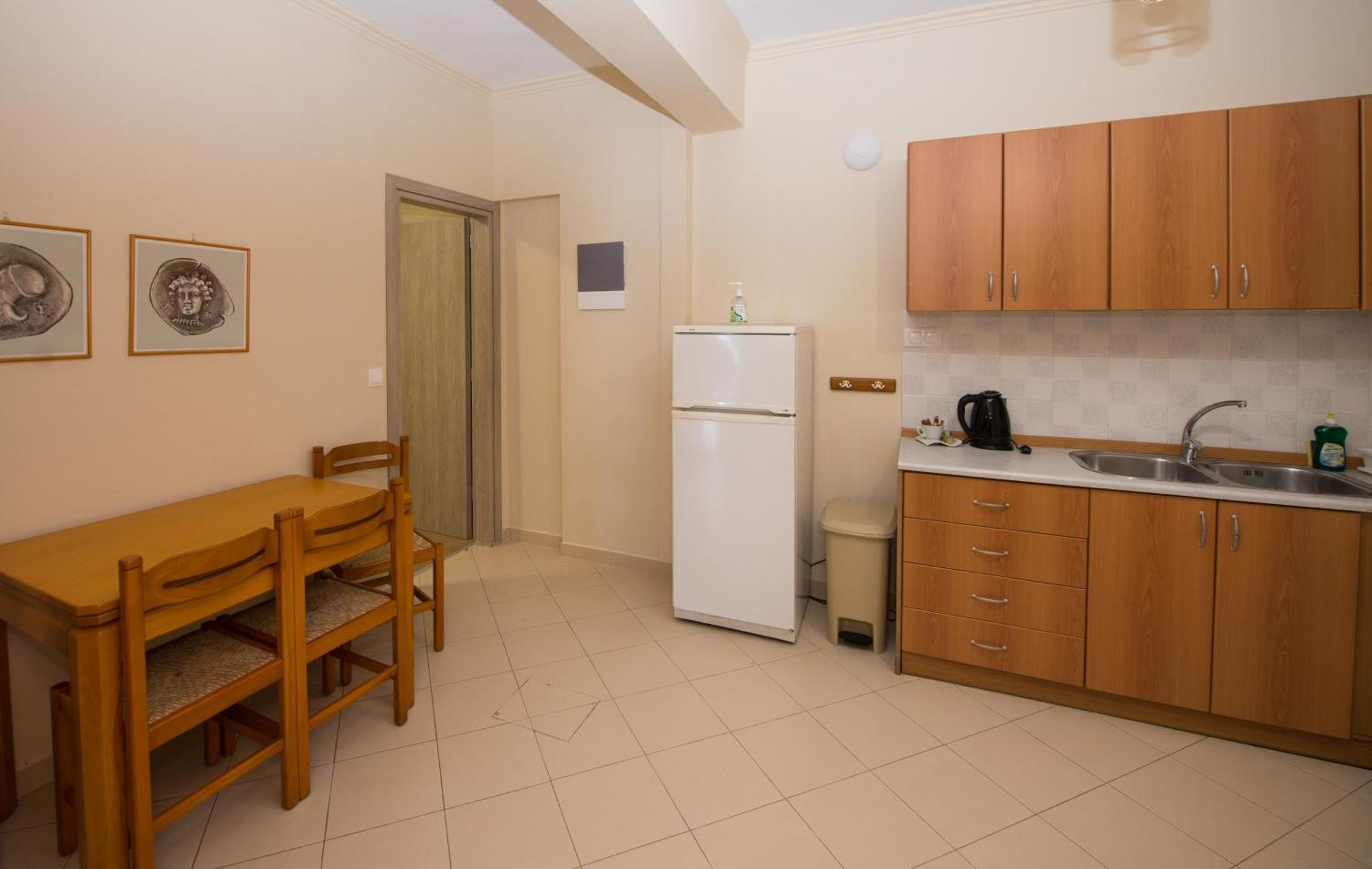 Dionysos Apartments Apraos Phòng bức ảnh