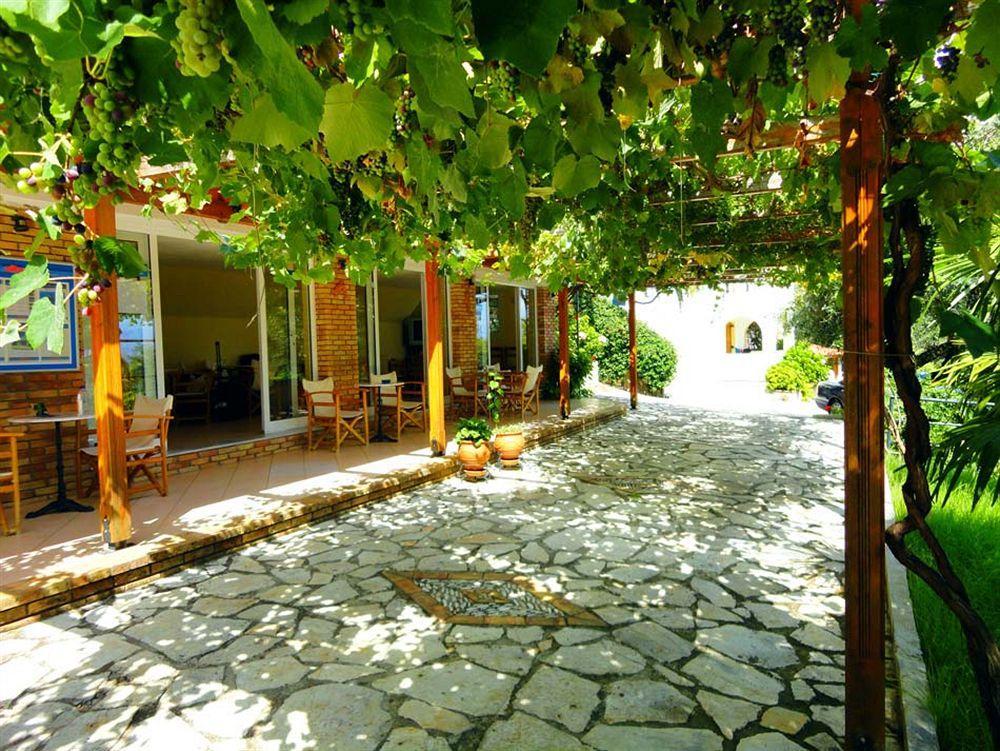 Dionysos Apartments Apraos Ngoại thất bức ảnh